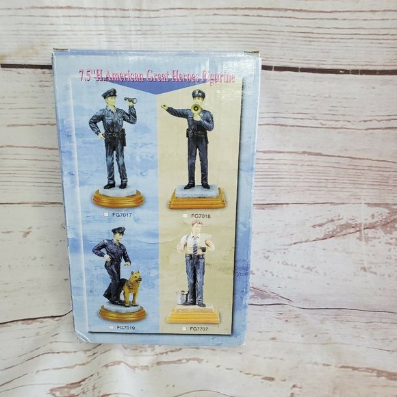 7.5" American Great Heroes Fire Extinguisher Carrying Fireman FG7212 Home Décor - Picture 4 of 12